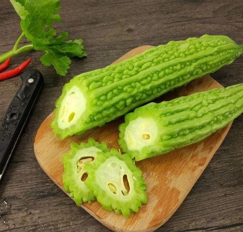 娱乐圈吃瓜别称是什么,从“吃瓜群众”到幕后真相的深度解析  第1张